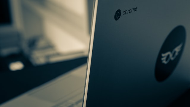 How To Remove Black Spots From Chromebook Screen